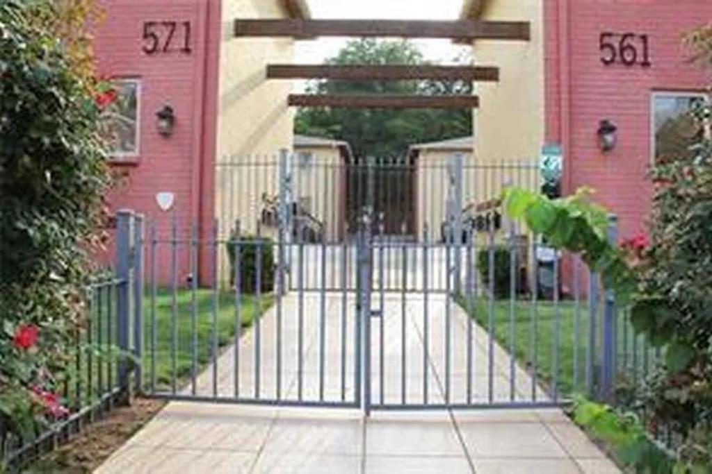 Entire Atlanta Condo Minutes From Downtown Dış mekan fotoğraf